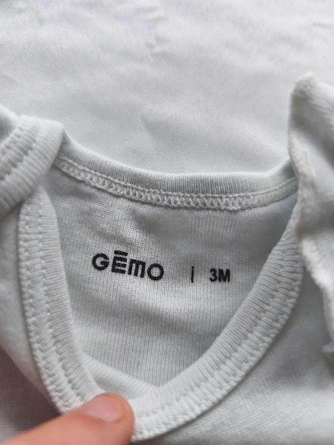 Body débardeur Gémo 3 mois branco com babados para bebês – photo 2